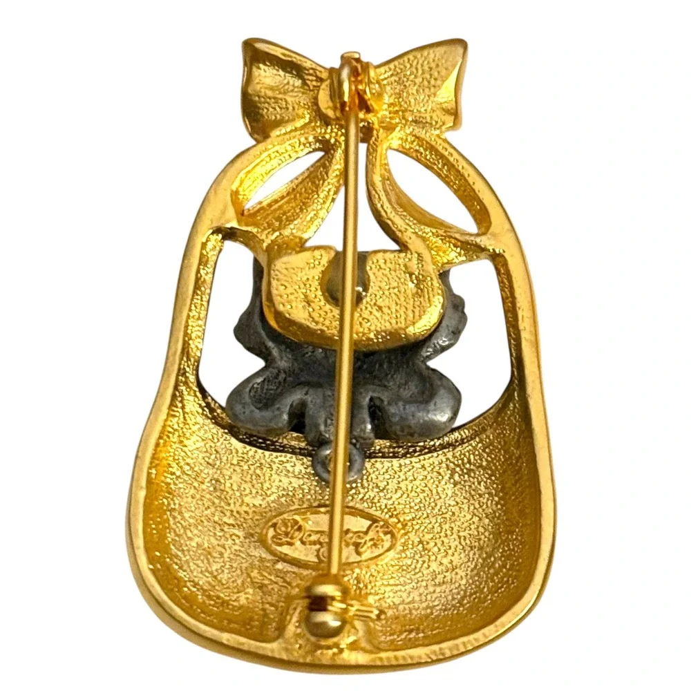 Danecraft Signed Vintage Cat in Basket Brooch Pewter Cat Gold‎ Tone Pin